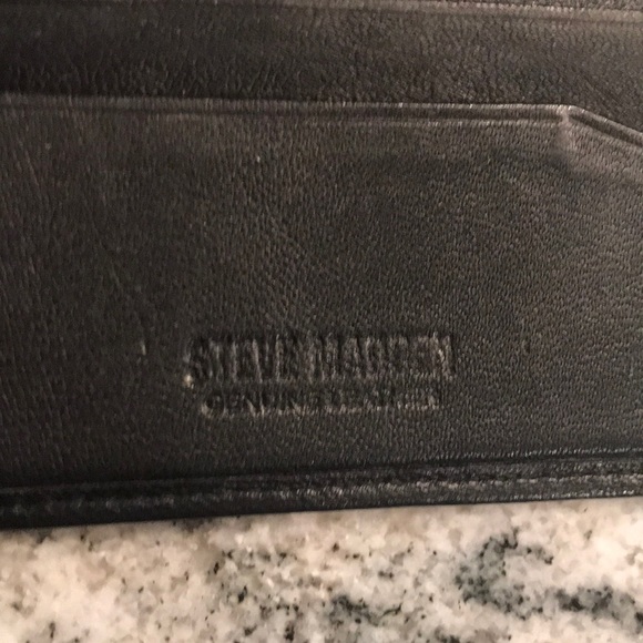 Steve Madden Mens Wallet - Picture 3 of 3